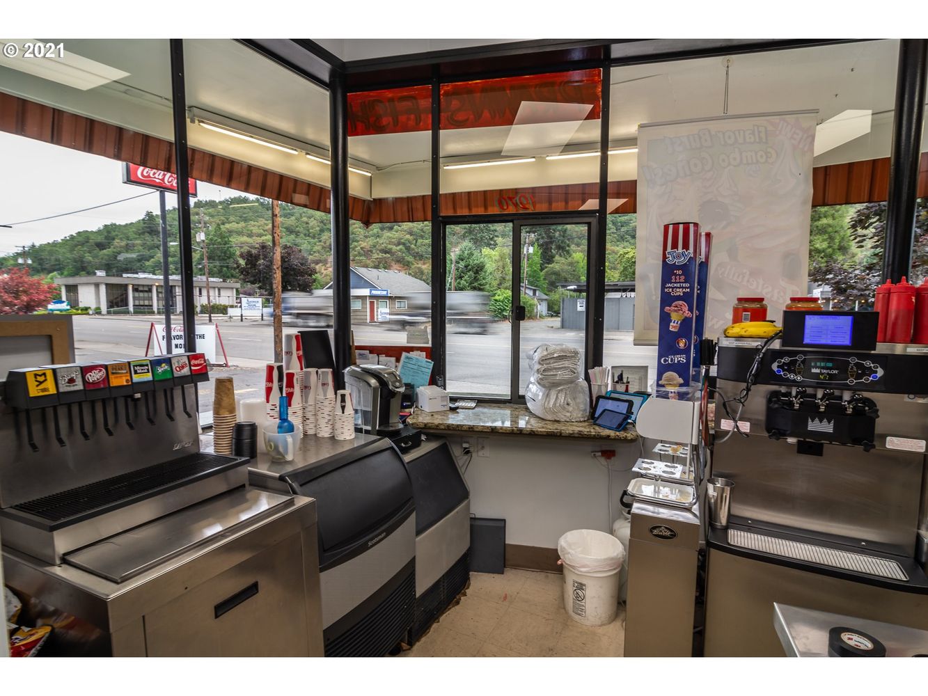 1270 W Harvard Ave, Roseburg, OR 97471